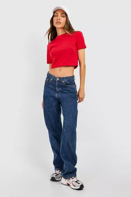 RED SOLID CROP TOP
