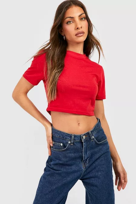 RED SOLID CROP TOP