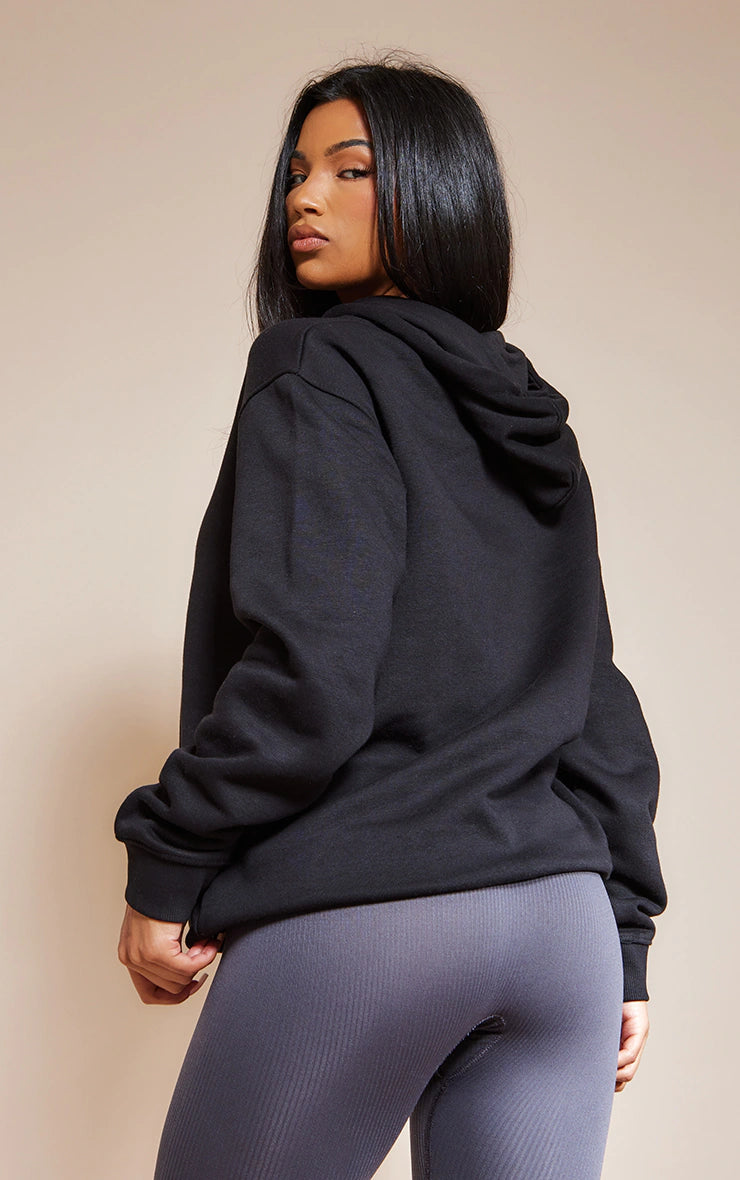 BASIC BLACK OVERSIZED HOODIE