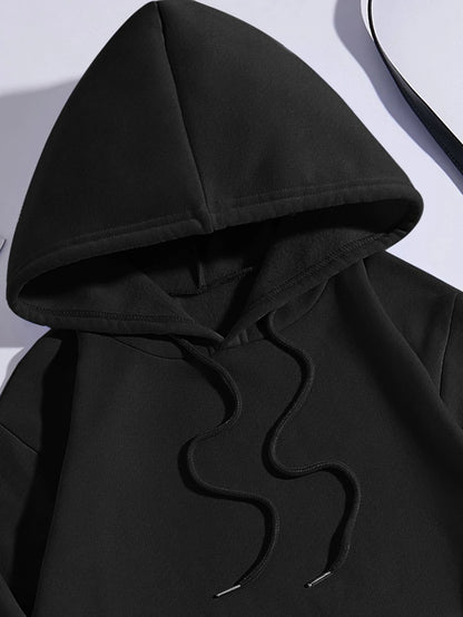 BASIC BLACK OVERSIZED HOODIE