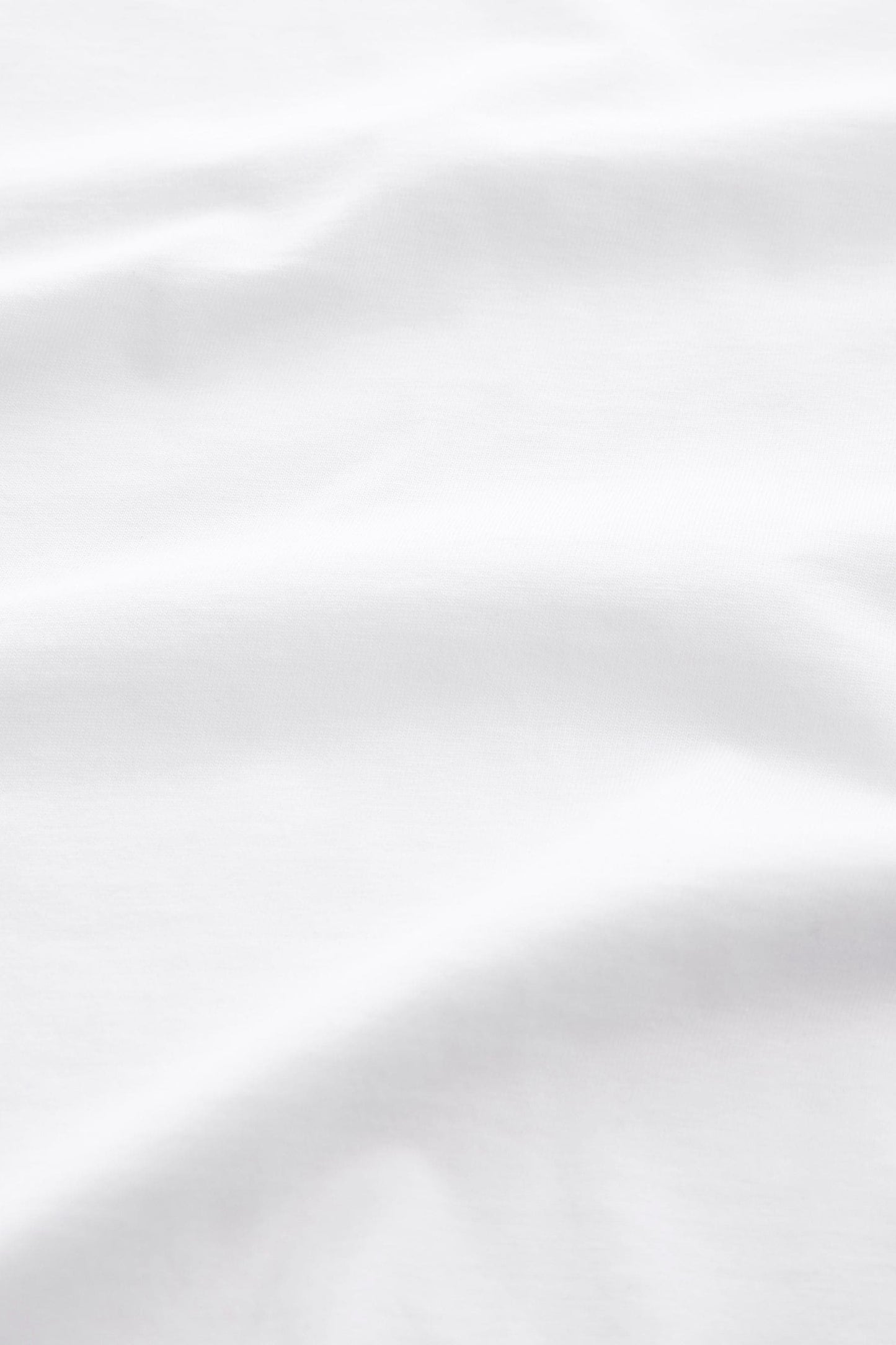 WHITE SOLIDS OVERSIZED TEE
