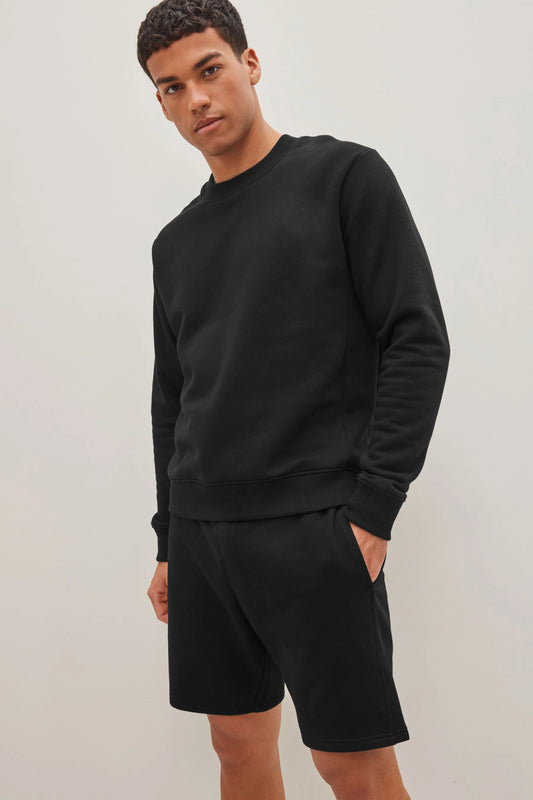 CLASSIC BLACK SWEATSHIRT ( REGULAR FIT )
